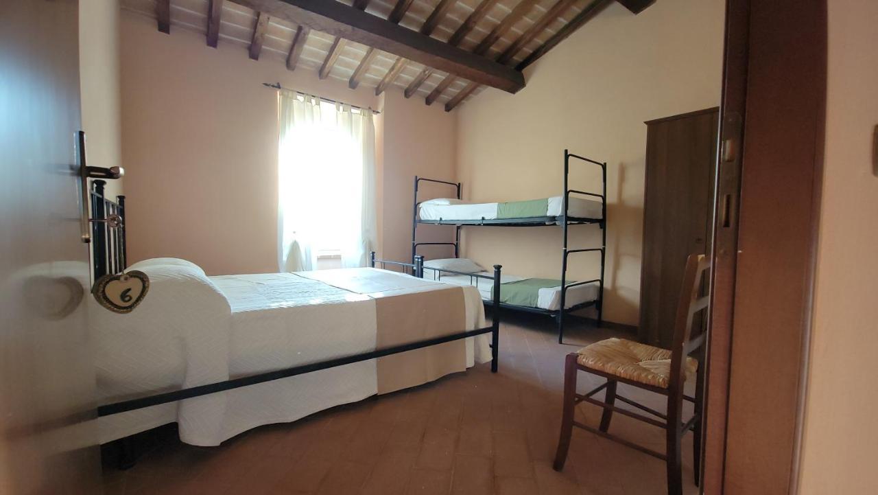 Locanda Francescana Valfabbrica Buitenkant foto