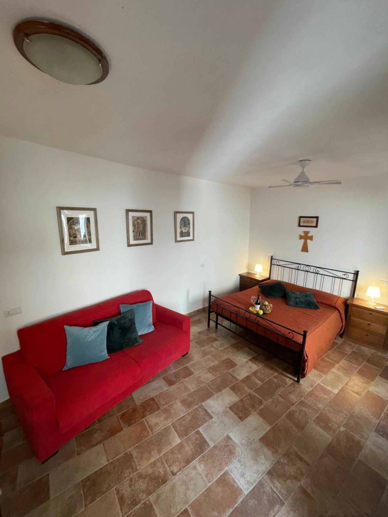 Locanda Francescana Valfabbrica Buitenkant foto