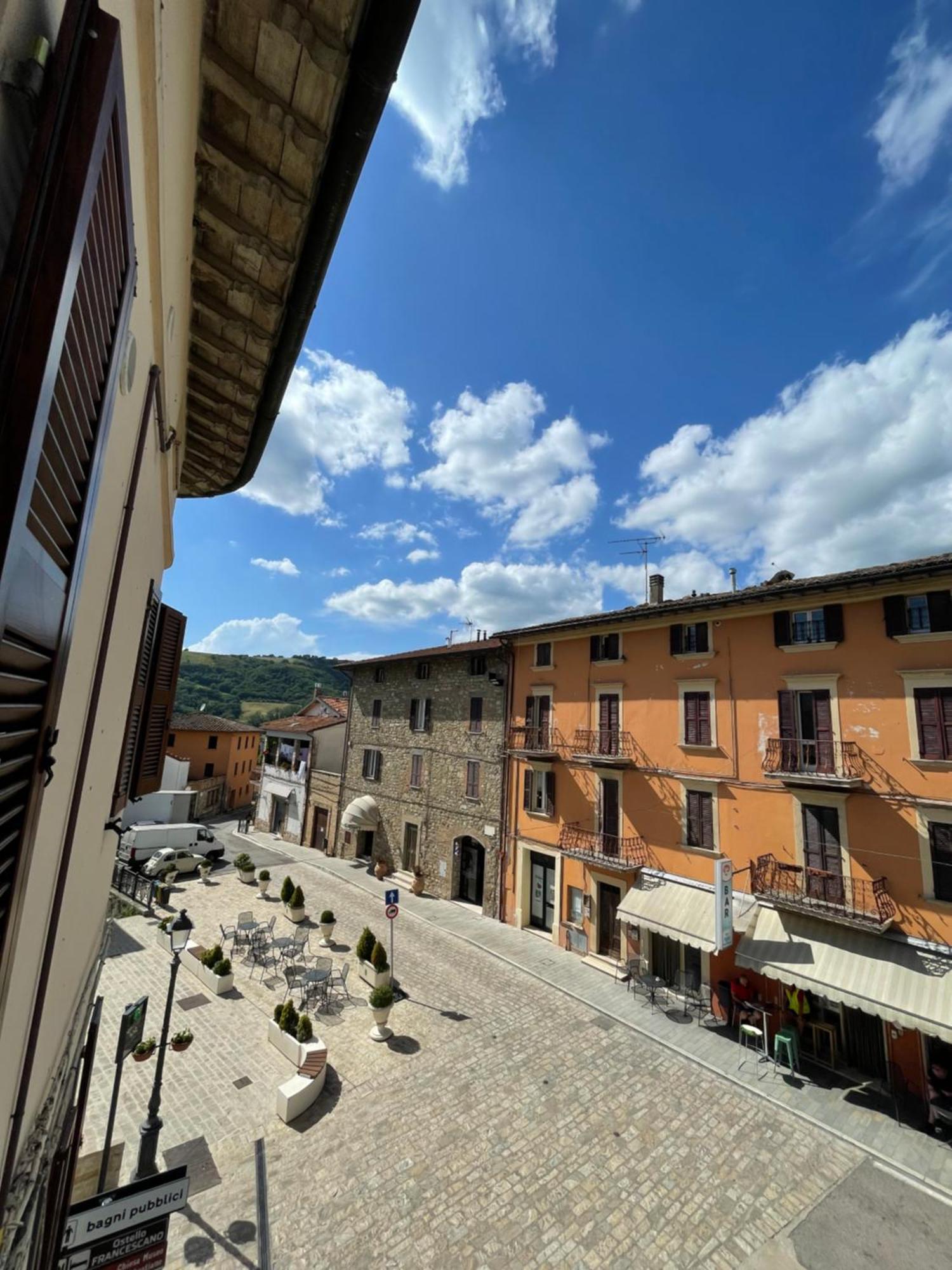 Locanda Francescana Valfabbrica Buitenkant foto